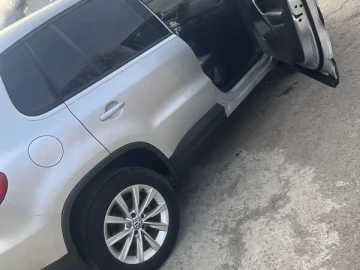 Авто Volkswagen Tiguan 2014 № 7641147