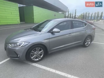 Авто Hyundai Elantra 2018 № 7641216