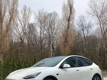 Авто Tesla Model Y 2020 № 7641355