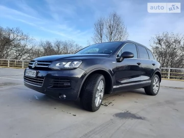 Авто Volkswagen Touareg 2014 № 7641360