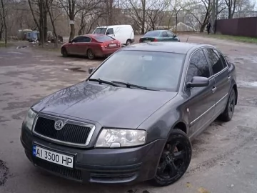 Авто Skoda Superb 2004 № 7641443