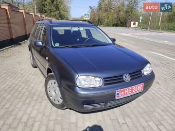 Авто Volkswagen Golf 2002 № 7641479