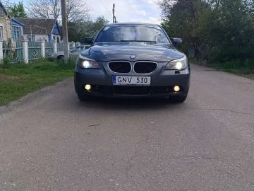 Авто BMW 5 Series 2004 № 7641504