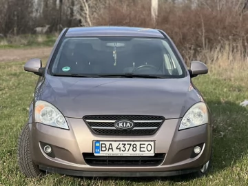 Авто KIA Ceed 2008 № 7641507