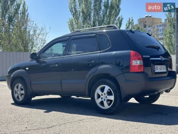Авто Hyundai Tucson 2006 № 7641583