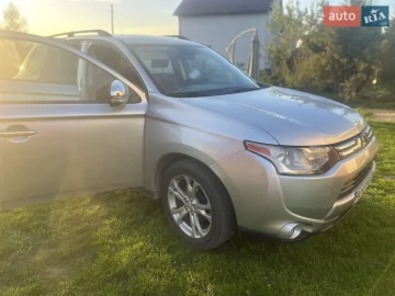 Авто Mitsubishi Outlander 2013 № 7641701
