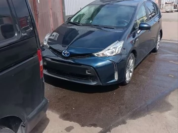 Авто Toyota Prius V 2016 № 7641760