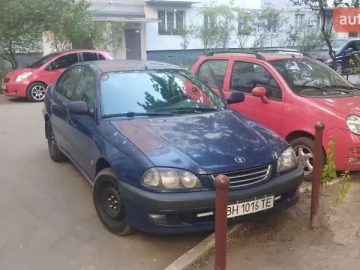 Авто Toyota Avensis 2000 № 7641797