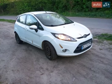 Авто Ford Fiesta 2012 № 7641805