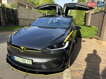 Авто Tesla Model X 2024 № 7641973