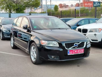 Авто Volvo V50 2010 № 7641991