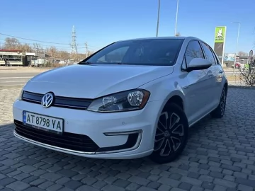 Авто Volkswagen E-Golf 2014 № 7642022