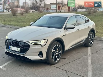 Авто Audi E-Tron Sportback 2020 № 7642154