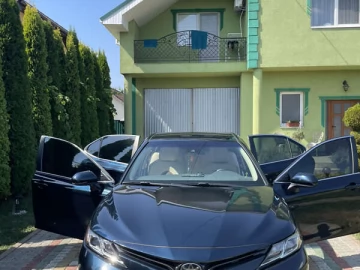 Авто Toyota Camry 2018 № 7642308