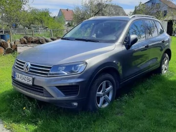 Авто Volkswagen Touareg 2016 № 7642333