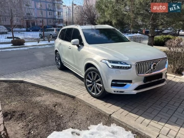 Авто Volvo Xc90 2020 № 7642439