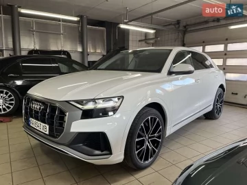 Авто Audi Q8 2018 № 7642468