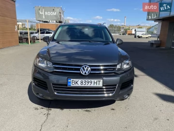 Авто Volkswagen Touareg 2011 № 7642503