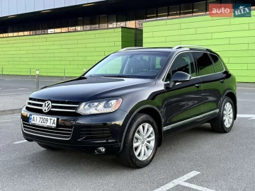 Авто Volkswagen Touareg 2014 № 7642509
