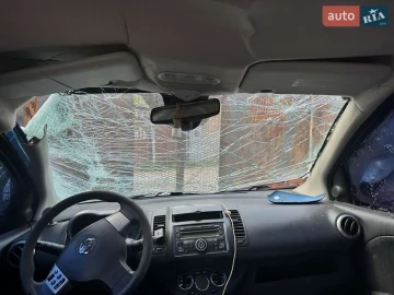 Авто Nissan Note 2007 № 7642924