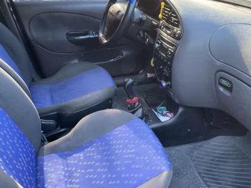 Авто Ford Fiesta 2000 № 7642926