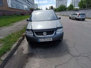 Авто Volkswagen Touran 2004 № 7642970