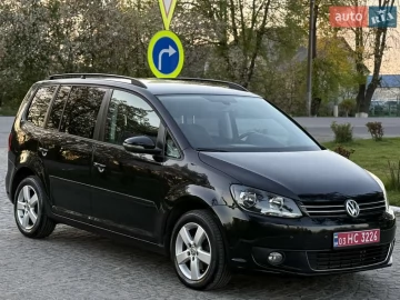 Авто Volkswagen Touran 2011 № 7643025