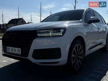 Авто Audi Q7 2016 № 7643129