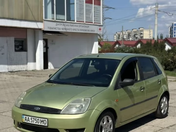 Авто Ford Fiesta 2005 № 7643473