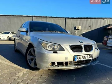 Авто BMW 5 Series 2004 № 7643503