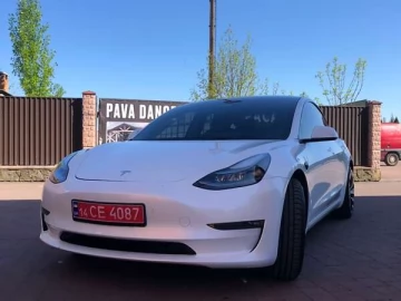 Авто Tesla Model 3 2023 № 7643679