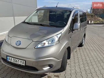 Авто Nissan E-Nv200 2016 № 7644021