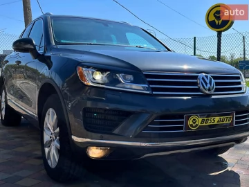 Авто Volkswagen Touareg 2015 № 7644048