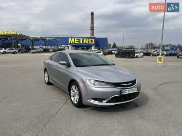 Авто Chrysler 200 2015 № 7644253