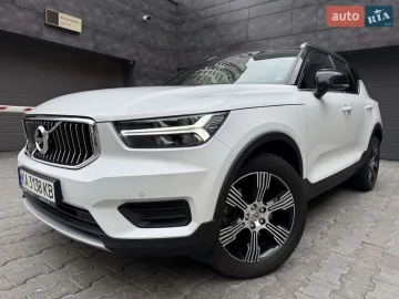 Авто Volvo Xc40 2019 № 7644432
