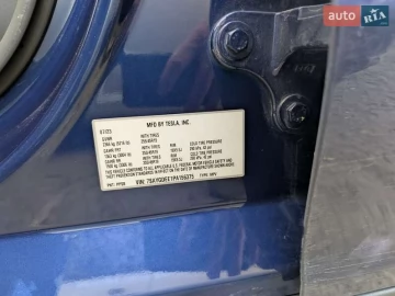 Авто Tesla Model Y 2023 № 7644446