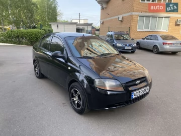 Авто Chevrolet Aveo 2005 № 7644471