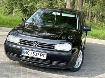 Авто Volkswagen Golf 2000 № 7644544