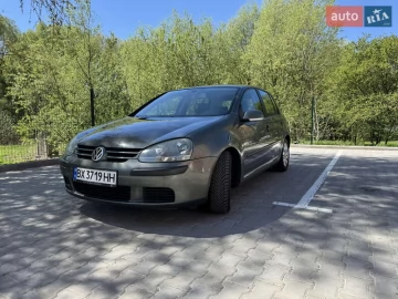 Авто Volkswagen Golf 2004 № 7644596