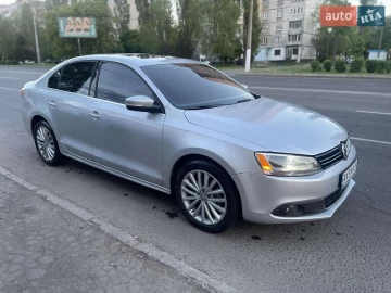 Авто Volkswagen Jetta 2011 № 7644687