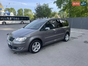 Авто Volkswagen Touran 2008 № 7644707