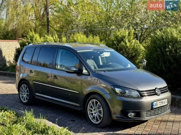 Авто Volkswagen Touran 2011 № 7644741