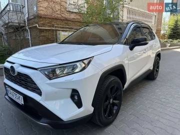 Авто Toyota Rav4 2023 № 7644932
