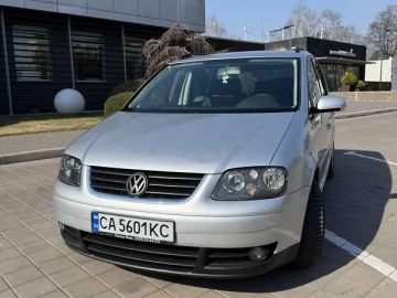 Авто Volkswagen Touran 2003 № 7645101