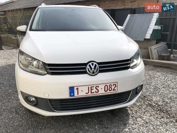 Авто Volkswagen Touran 2011 № 7645298
