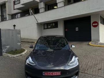 Авто Tesla Model 3 2019 № 7645381