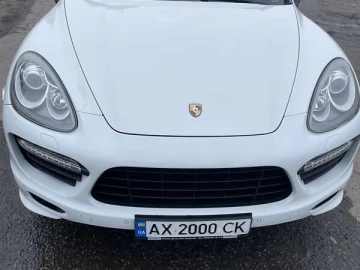 Авто Porsche Cayenne 2012 № 7645464