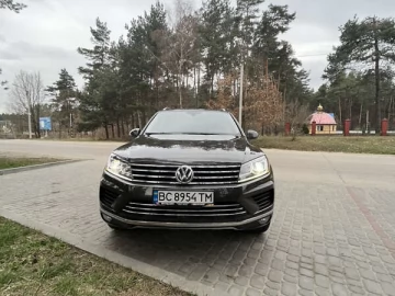 Авто Volkswagen Touareg 2015 № 7645468