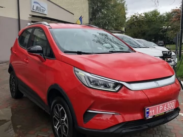 Авто BYD Yuan 2022 № 7645484