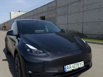 Авто Tesla Model Y 2024 № 7645506